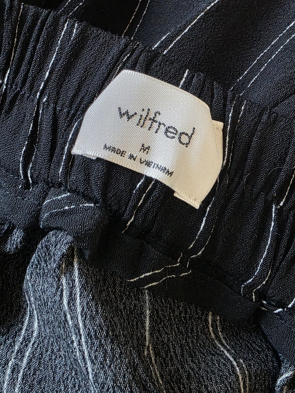 NWOT Aritzia Wilfred Faun Crepe Pants - Black/Oak Size M - Picture 6 of 8